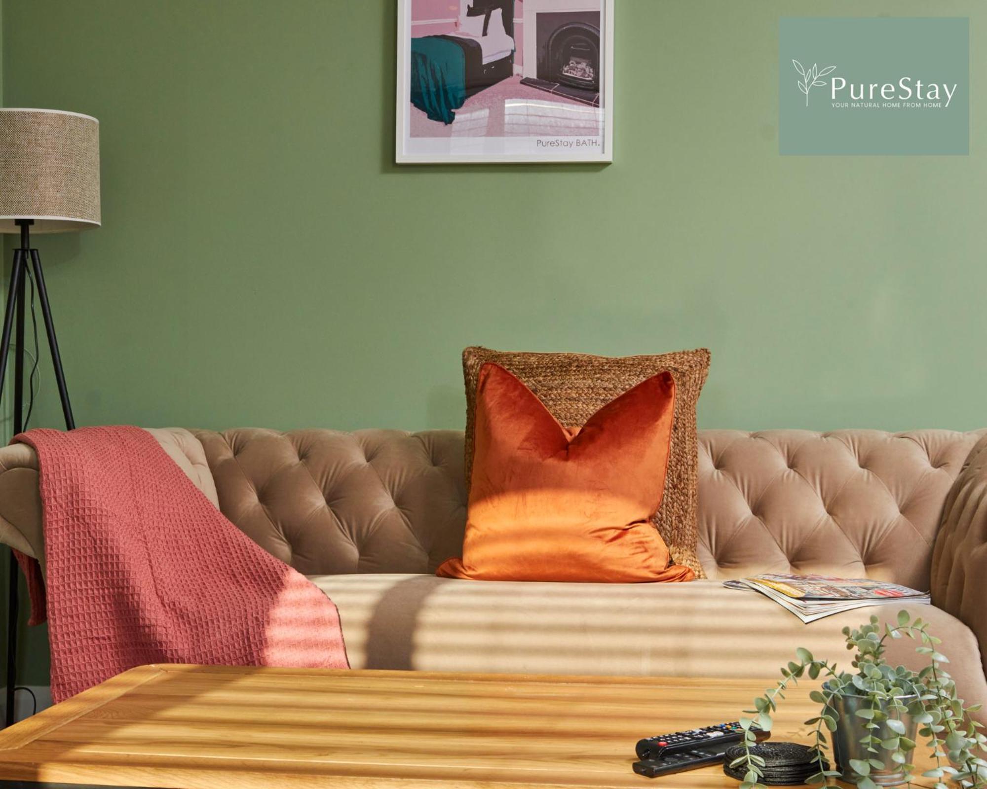 Superb House Near Etihad With Free Parking Sleeps 8 Сasa de vacaciones Mánchester