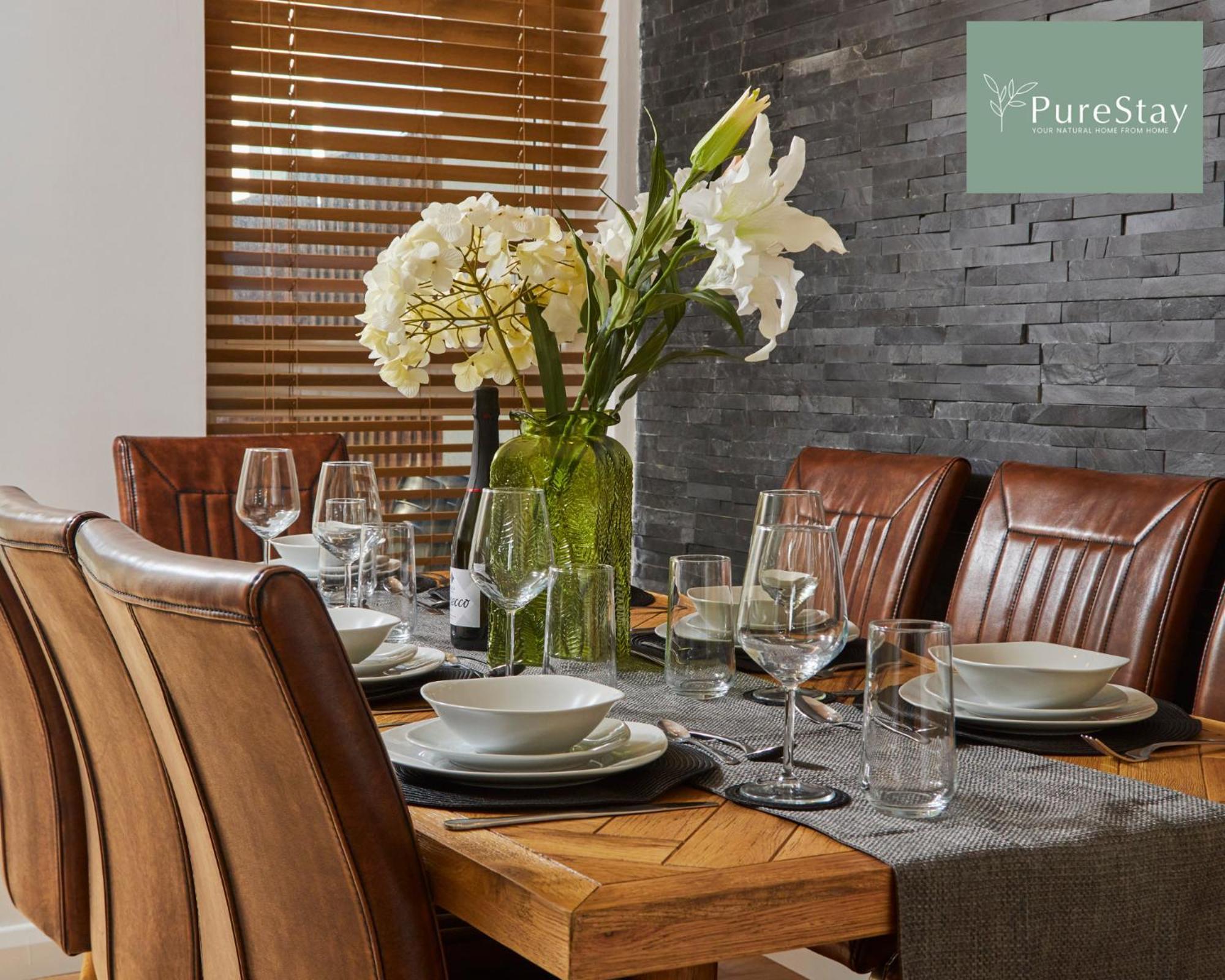 Superb House Near Etihad With Free Parking Sleeps 8 Сasa de vacaciones Mánchester